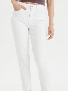 NWT American Eagle Outfitters White Mom Jean